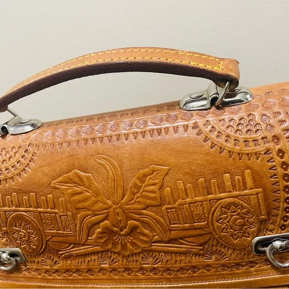 Vintage Brown Leather Handbag